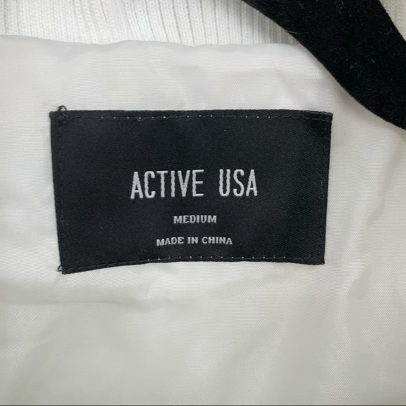 Active USA White & Tan Quilted Puff Vest - Size Medium - Picture 2 of 4